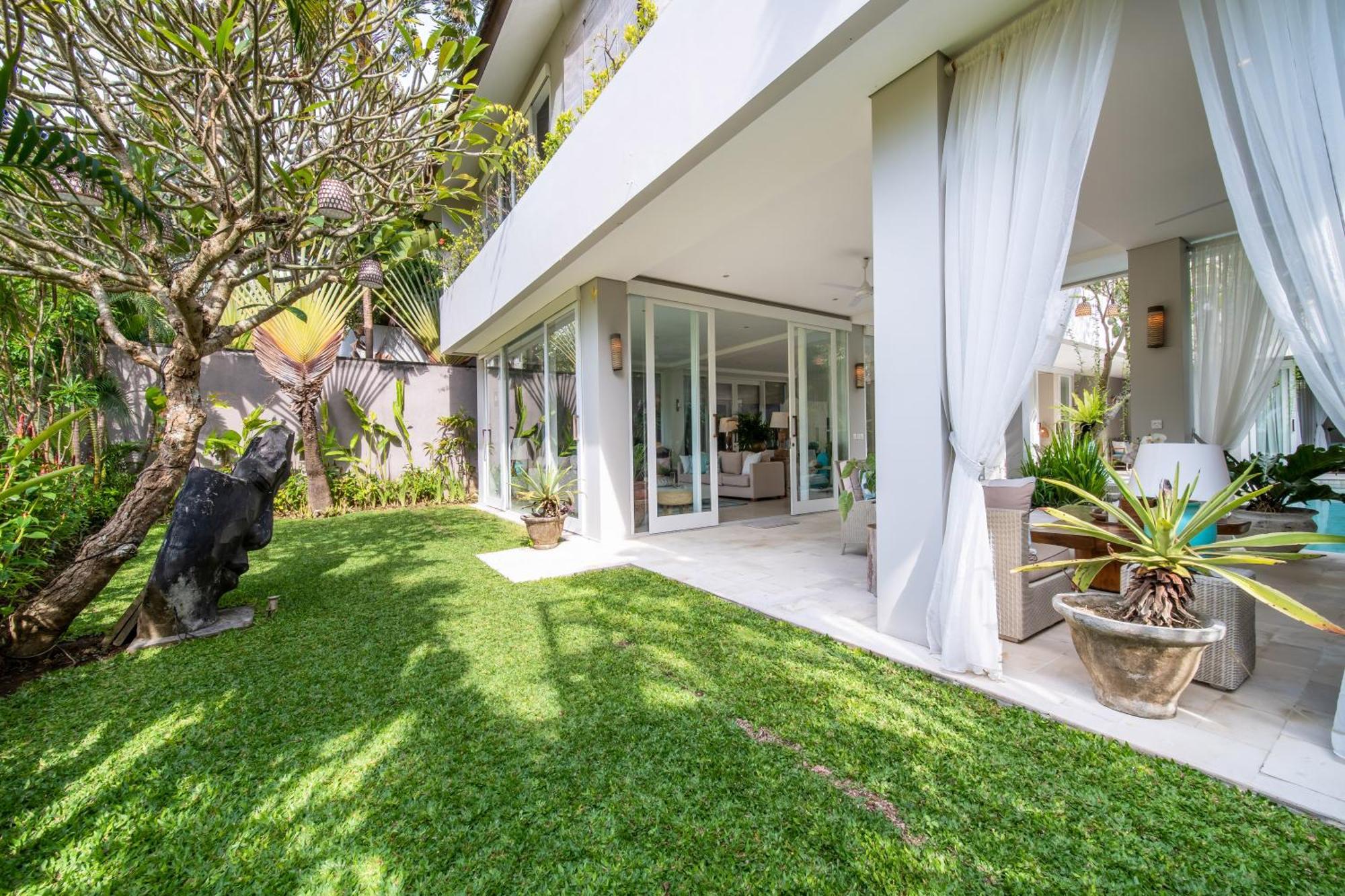 Villa Sunsara 4 - Enchanting 4Br Villa In A Great Location Canggu Екстериор снимка